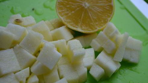 творожный мусс с яблочным соусом