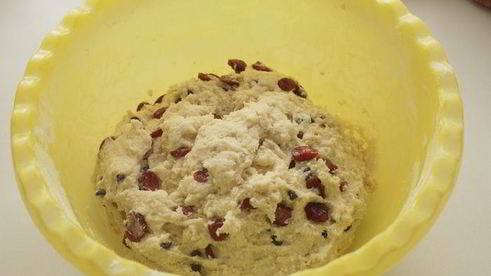 кулич творожный с вяленой клюквой