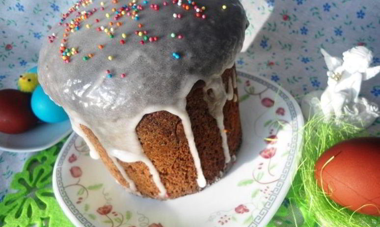 Рецепт миндального кулича с лимонной глазурью