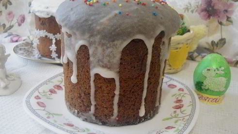 миндальный кулич с лимонной глазурью