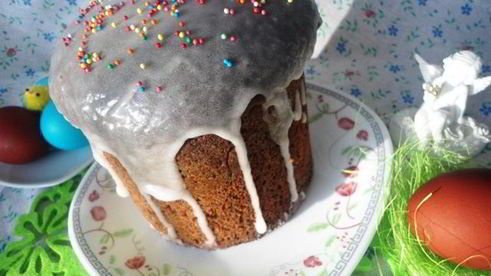 миндальный кулич с лимонной глазурью