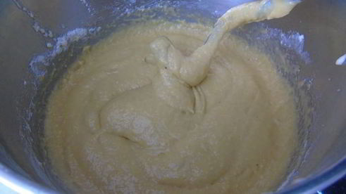 миндальный кулич