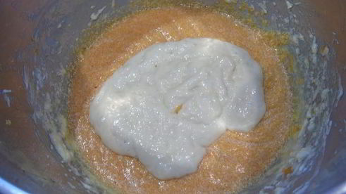 морковный кулич с клюквой