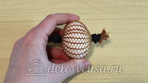 пасхальные яйца в сетку