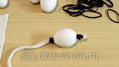 пасхальные яйца в сетку