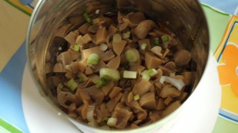 салатпасхальный кулич