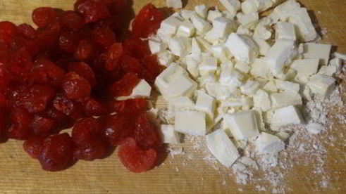 творожный кулич с итальянской меренгой