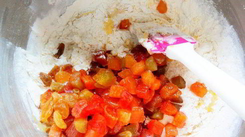 тыквенный кулич с лавандовой сливочной глазурью