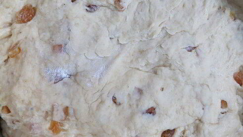 тыквенный кулич с лавандовой сливочной глазурью