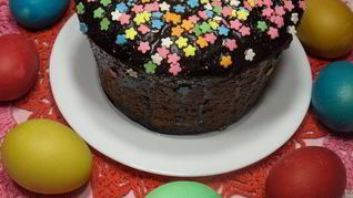 Ванильный кулич с сухофруктами