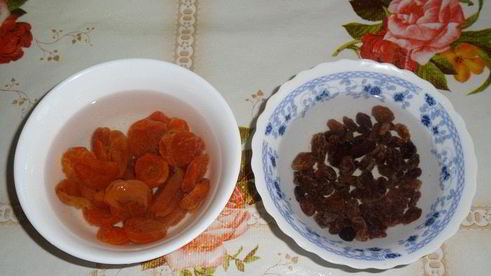 ванильный кулич с сухофруктами