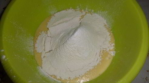 ванильный кулич с сухофруктами