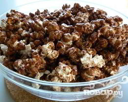Попкорн с шоколадом и карамелью