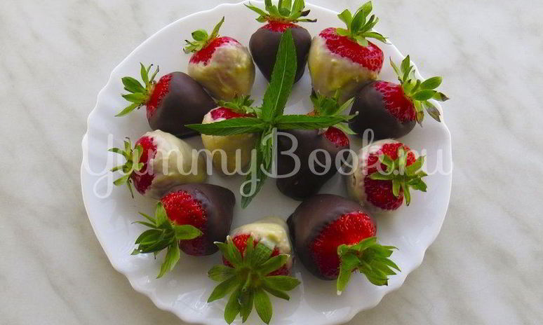 Рецепт роскошного десерта клубника в шоколаде