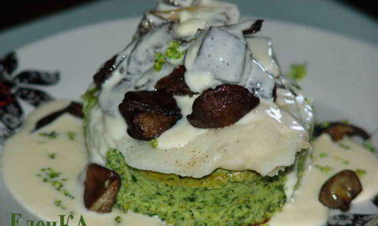 Рецепт суфле из брокколи со шпинатом, рыбным филе и лесными грибами