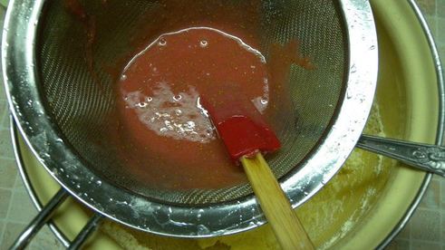 творожное суфле с белым шоколадом и клубникой