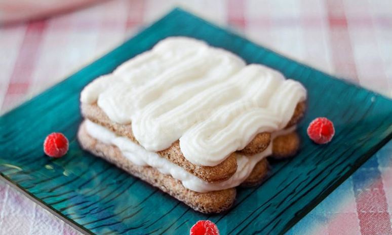 Рецепт крема для тирамису с маскарпоне с сахарной пудрой и сливками