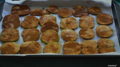 яблочные чипсы с корицей