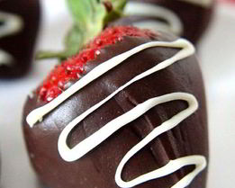 Ягоды клубники в шоколаде