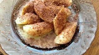 Жареные бананы с ромом и орехами