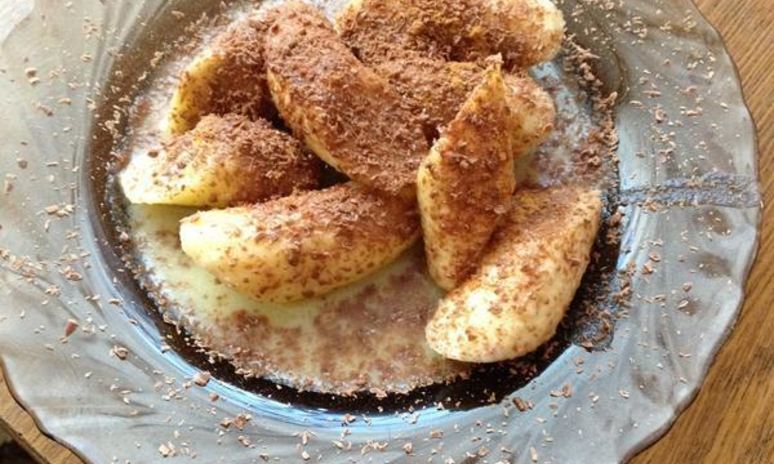 Рецепт жареных бананов с ромом и орехами