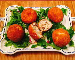 Аранчини с моцареллой и грибами