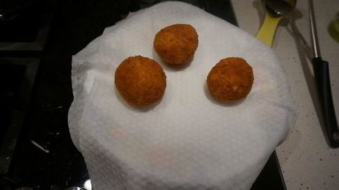 аранчини с моцареллой и грибами