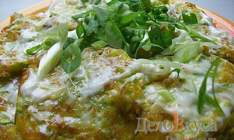 Рецепт кабачковых драников с чесночным соусом