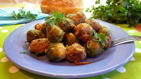 брюссельская капуста с фрикадельками