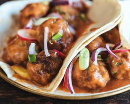 Фрикадельки из говядины в лепешке