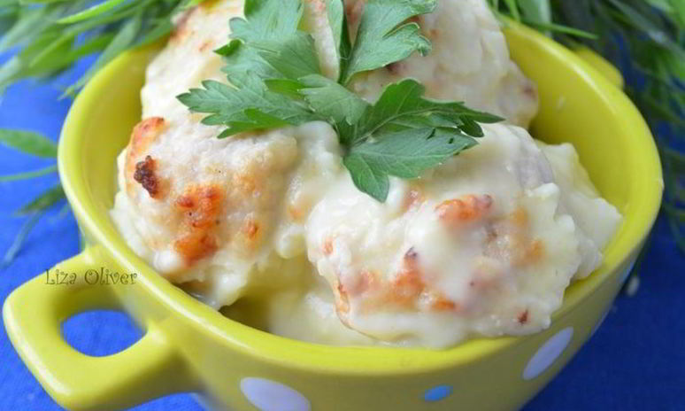 Рецепт фрикаделек из свинины по-шведски в молочном соусе