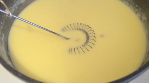 фрикадельки из свинины по-шведски в молочном соусе