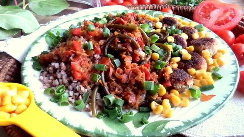 фрикадельки с гречкой