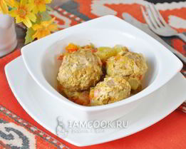 Фрикадельки с овощами и розмарином