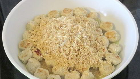 фрикадельки с рисом