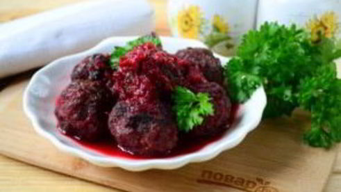 фрикадельки с вишневым соусом