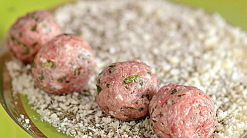 фрикадельки в пряном шафранно-лимонном соусе