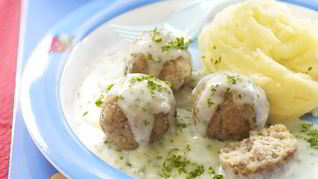 Фрикадельки в сливочном соусе