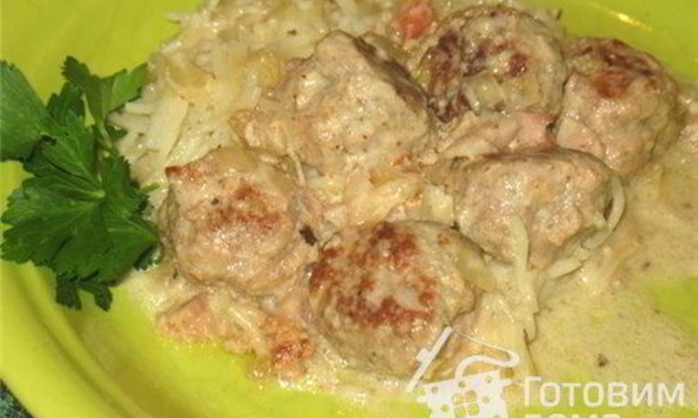 Рецепт фрикаделек в сырном соусе с беконом