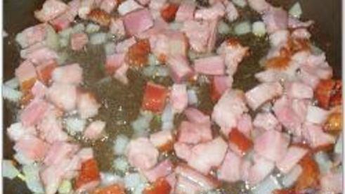 фрикадельки в томатном соусе с пикантным рисом