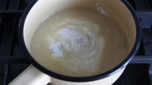 куриные фрикадельки в сметанном соусе