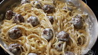 Макароны с фрикадельками