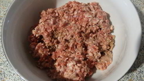 мясные фрикадельки с хреном тушёные в майонезе из фасоли