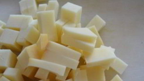 мясные шарики с моцареллой в томатном соусе