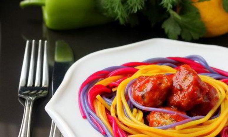 Рецепт праздничных спагетти с фрикадельками