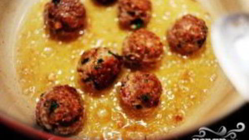 спагетти с фрикадельками