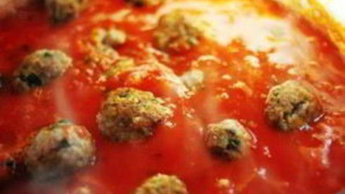 спагетти с фрикадельками