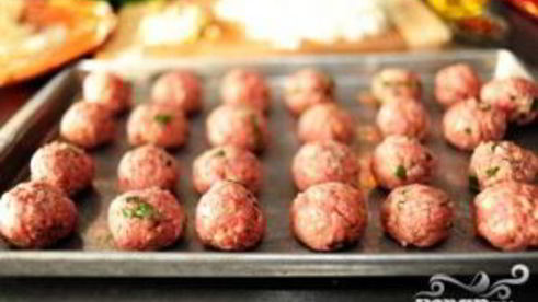 спагетти с фрикадельками