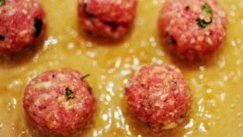 спагетти с фрикадельками