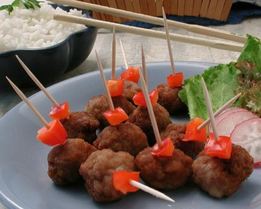 Свиные фрикадельки по-тайски